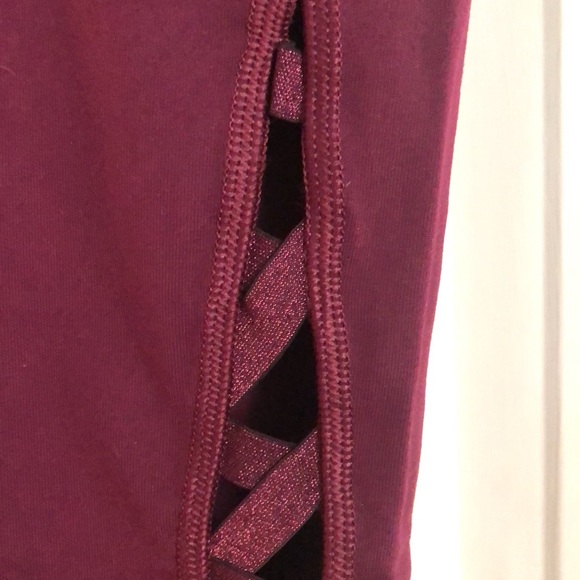 Victoria Sport Maroon Leggings - Picture 4 of 4